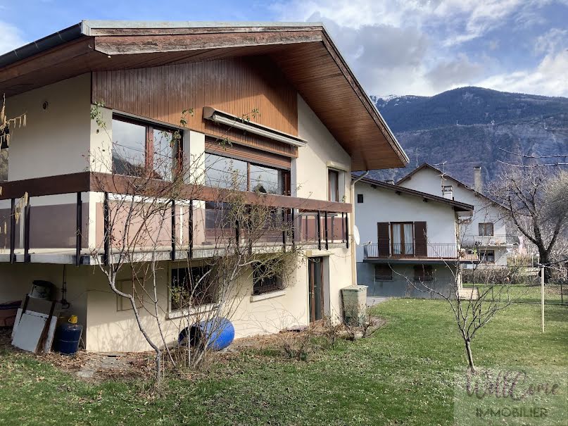 Vente maison 4 pièces 84 m² à Saint-Jean-de-Maurienne (73300), 275 000 €