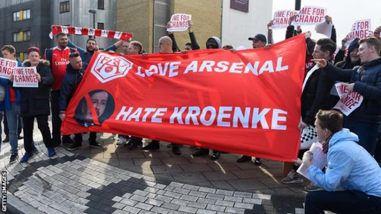 Some Arsenal fans expressed their dissatisfaction with owner Stan Kroenke before a Premier League match against Norwich in 2016.