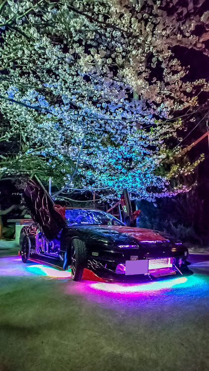 180SXの夜桜コラボ・デブ活・ドライブ・YA☆KA☆RA Family・ガルウィングに関するカスタム事例の投稿画像6枚目