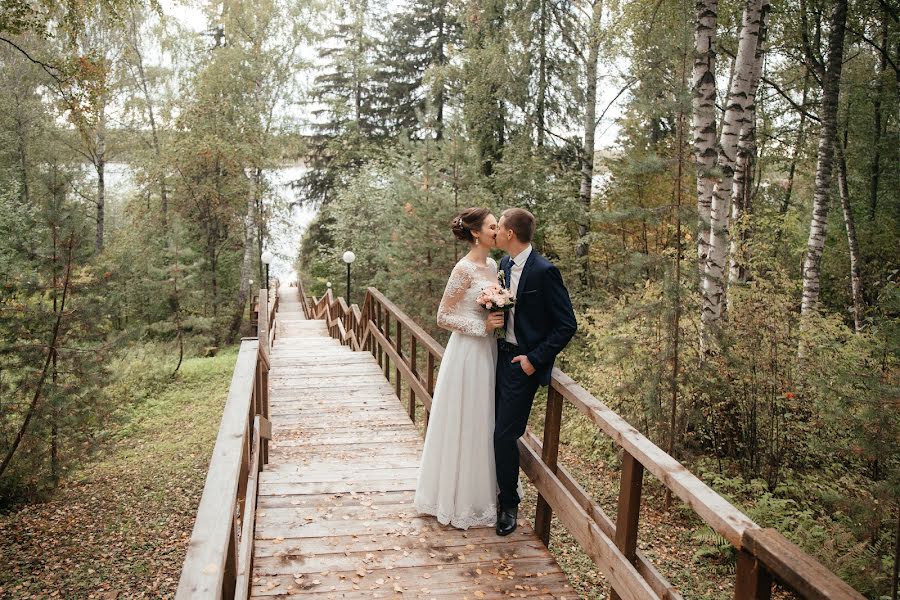 Wedding photographer Ilya Tikhomirov (ilyati). Photo of 20 September 2019