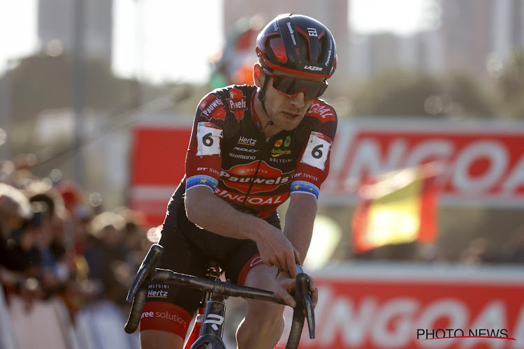 Opnieuw tweede: Eli Iserbyt voelt nu al de invloed van Van Aert en Van der Poel in het veldrijden