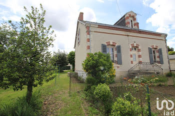 maison à Cours-les-Barres (18)