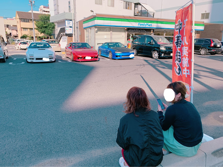 RX-7の女子会・名古屋遠征・トリトン・手羽先食べたかったに関するカスタム事例の投稿画像4枚目