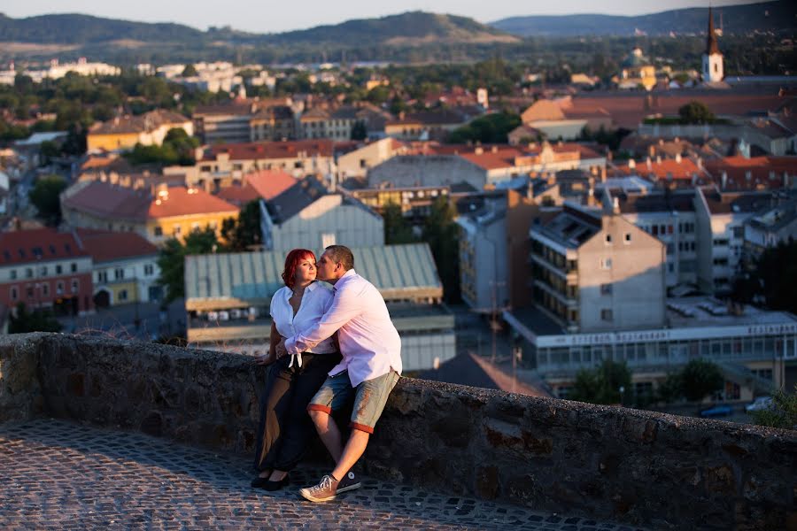 Wedding photographer Nóra Varga (varganorafoto). Photo of 28 August 2017