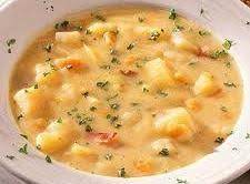 ROASTED GARLIC POTATO SOUP