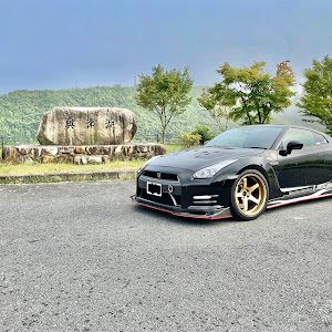 NISSAN GT-R R35