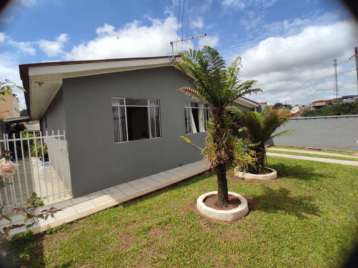 Casas à venda Campo Pequeno