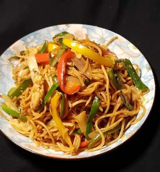 Veg Hakka Noodles