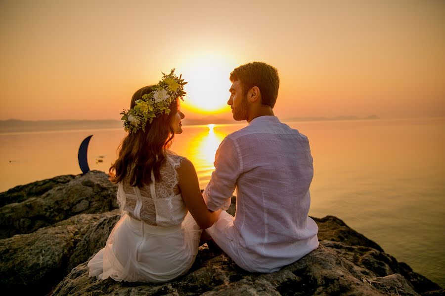 Fotografo di matrimoni George Mouratidis (mouratidis). Foto del 10 maggio 2018