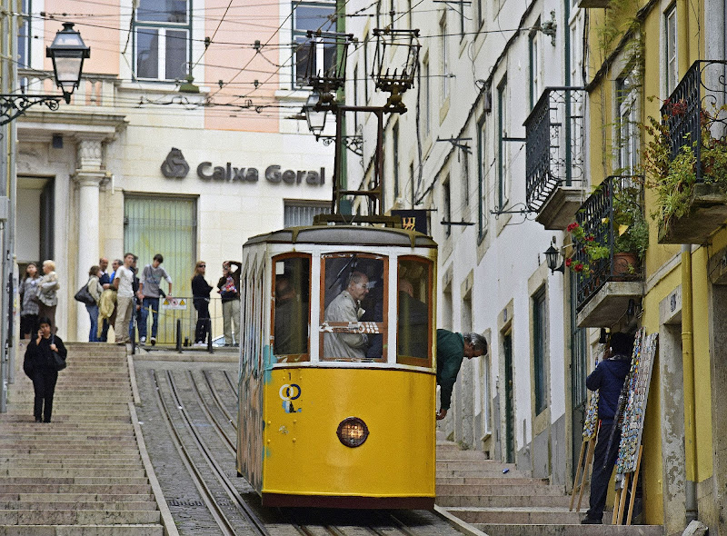 Elevador  di Luciano Fontebasso