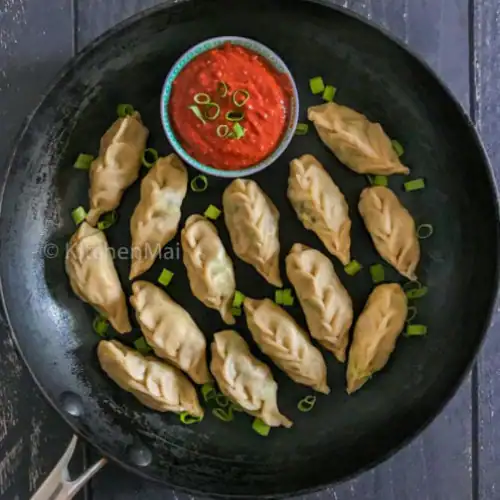 Chicken Momos [6 Pieces]