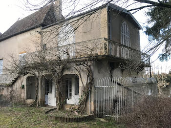 maison à La Clayette (71)