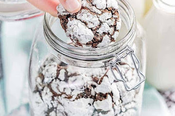 Chocolate Crinkle Cookies