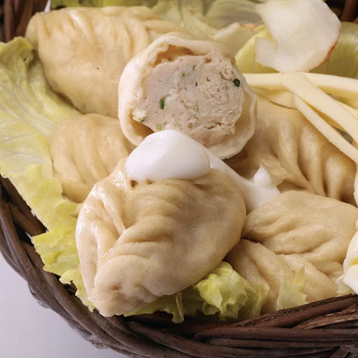 Chicken Cheese Steam Momo