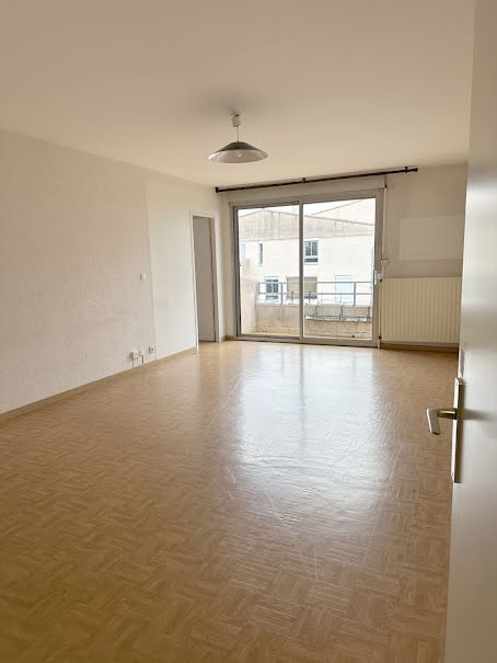 Location  appartement 3 pièces 73 m² à Toulouse (31000), 800 €