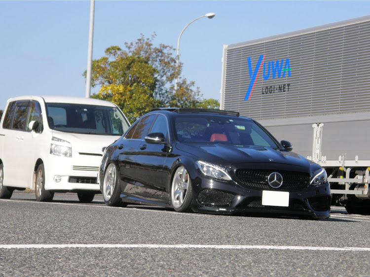 Cクラス セダンの3連休・三連休・愛車に感謝・ドライブ・#エアサスに関するカスタム事例の投稿画像1枚目