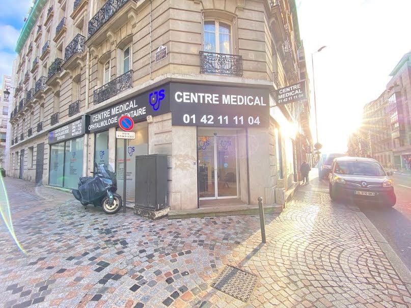 Vente locaux professionnels  250 m² à Levallois-Perret (92300), 280 000 €