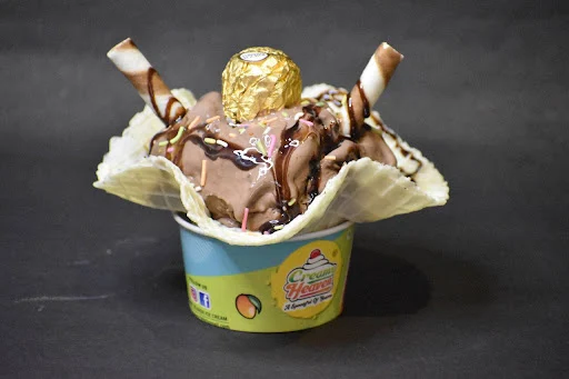 Ferrero Rocher Blast Stone Ice Cream