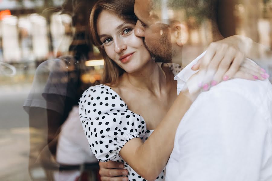 Photographe de mariage Yulya Vlasova (vlasovaulia). Photo du 17 novembre 2020