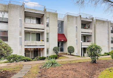 Apartment with terrace and pool 8