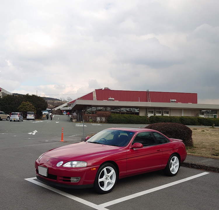ソアラの投稿ご覧頂きありがとうございます♪・赤い車・バッテリー交換・瀬の本・ななせダムに関するカスタム事例の投稿画像1枚目