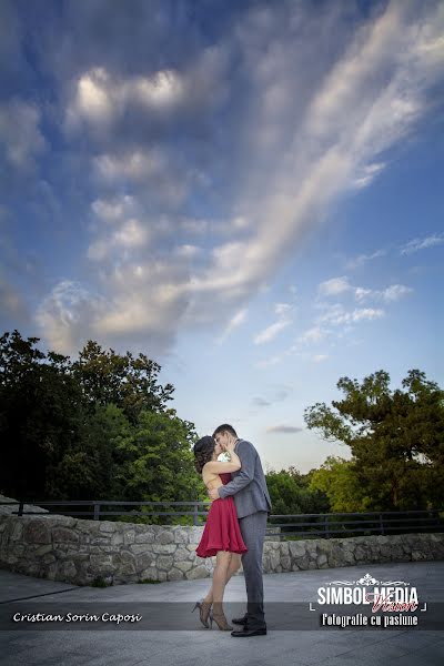 結婚式の写真家Cristian Sorin (simbolmediavisi)。2016 8月27日の写真