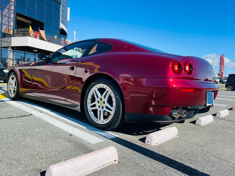 612スカリエッティのフェラーリ612・スカリエッティ・ドマイナー・フェラーリ・ポンコツに関するカスタム事例の投稿画像6枚目