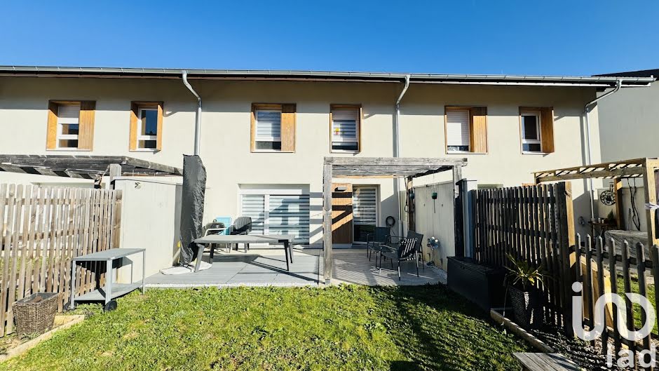 Vente maison 5 pièces 98 m² à Bonneville (74130), 310 000 €