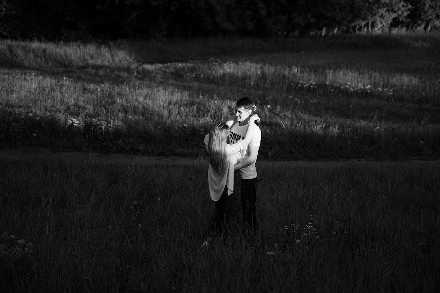 Nhiếp ảnh gia ảnh cưới Olesya Getynger (lesyag). Ảnh của 5 tháng 6 2021