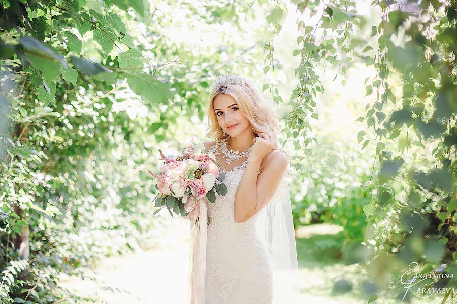 Fotógrafo de bodas Ekaterina Karavaeva (triksi). Foto del 3 de abril 2017