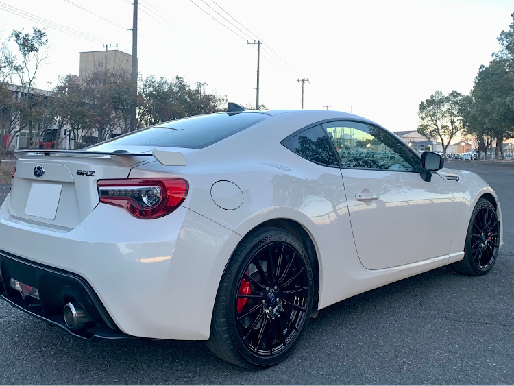 BRZのハーフリアショットに関するカスタム事例の投稿画像2枚目