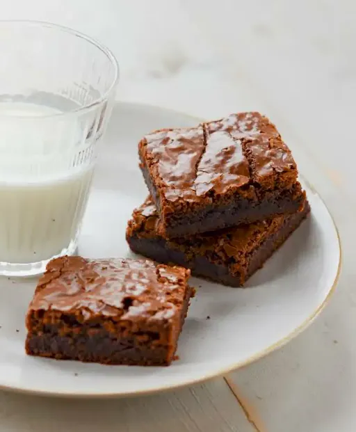 Rich Chocolate Brownie Squares [2 Pieces]