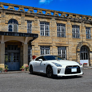 NISSAN GT-R R35