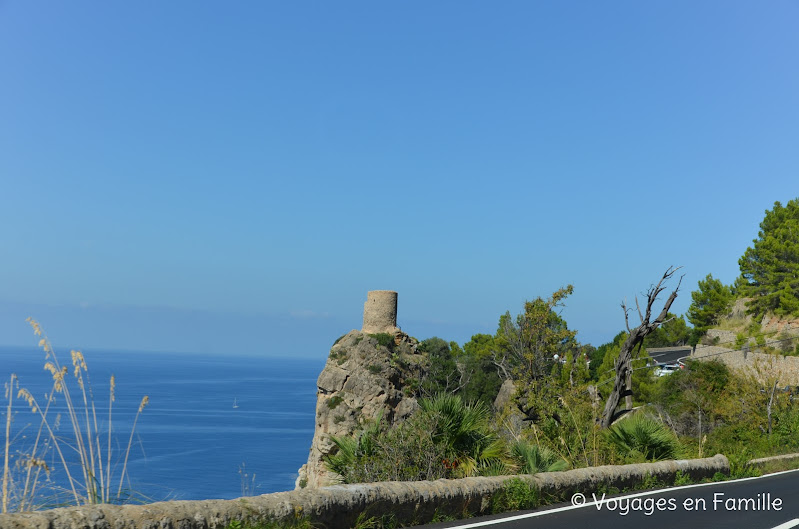 Route de la corniche, miradors, torre del verger