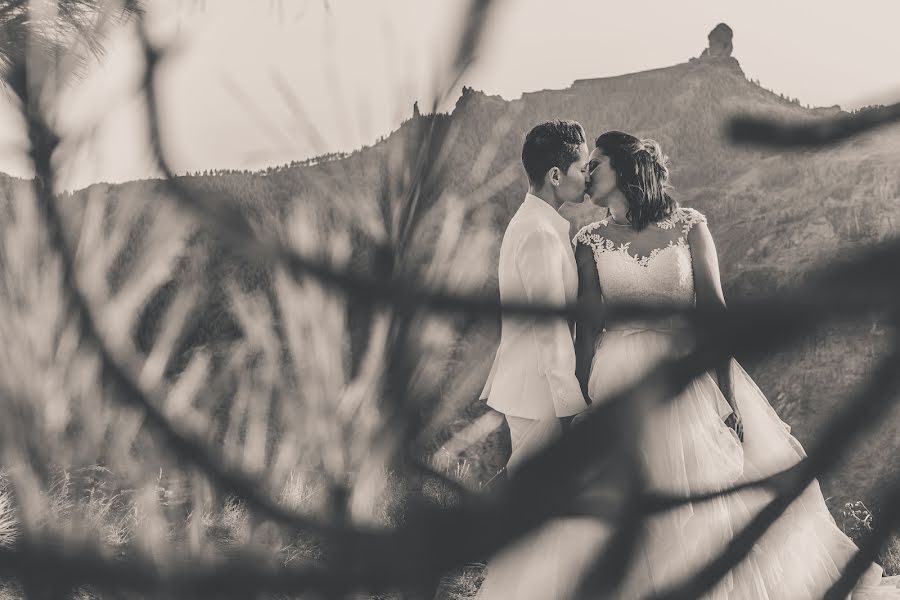 Wedding photographer Miguel Angel Padrón Martín (miguelapm). Photo of 26 December 2017