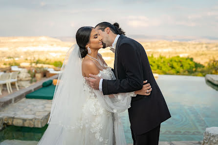 Wedding photographer Hamzeh Abulragheb (hamzeh). Photo of 18 December 2023