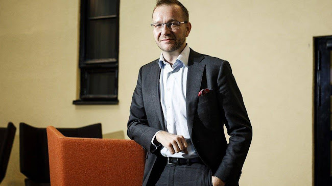 LUE KAUPPAKAMARIEN EXIT-STRATEGIA TÄSTÄ 