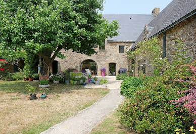 House with pool and terrace 12