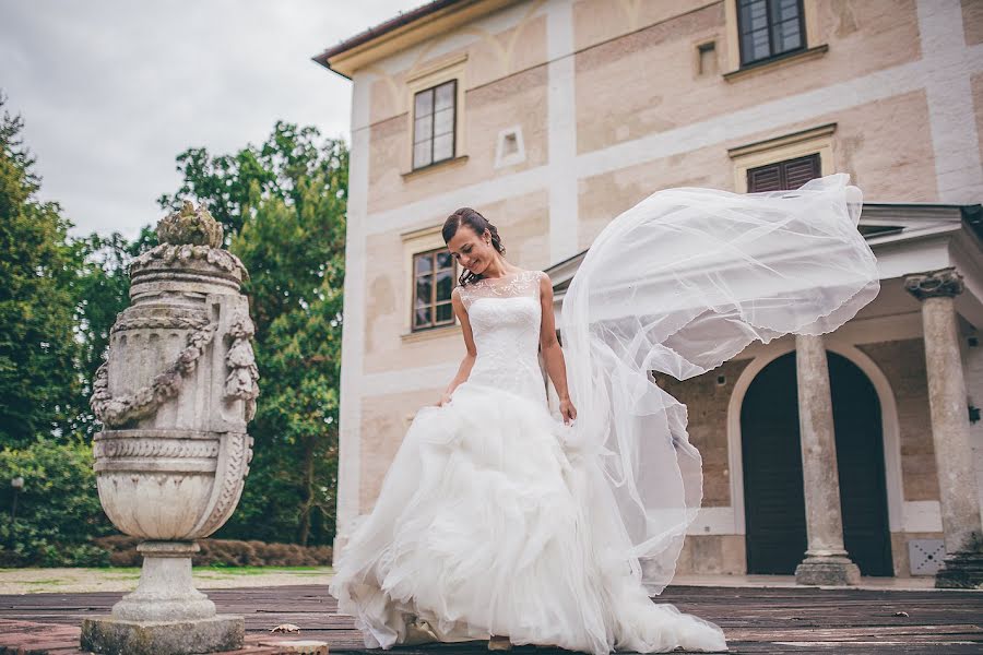 Photographe de mariage Naszfoto Hu (naszfoto). Photo du 24 août 2022