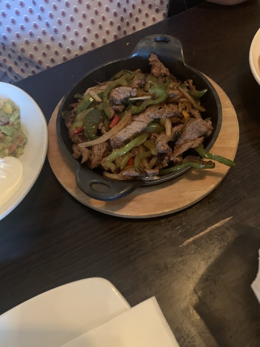 Lunch steak fajitas