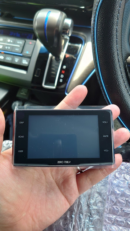 ステップワゴンスパーダのコムテックレーダー探知機・ZERO 708LV・ステップワゴンに関するカスタム事例の投稿画像3枚目