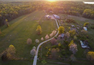 Corps de ferme avec jardin 13