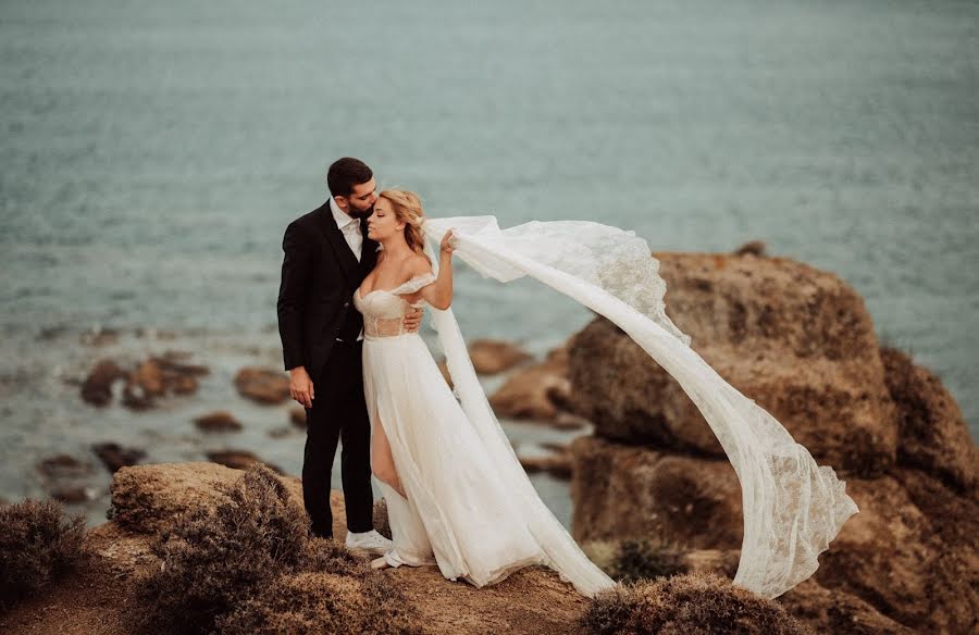 Fotógrafo de casamento Νικόλαος Κουτσομιχάλης (koutsomichalis). Foto de 19 de junho 2019