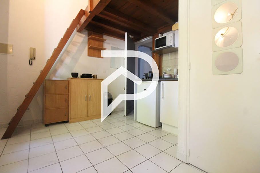 Location  appartement 1 pièce 12.23 m² à Aix-en-Provence (13090), 525 €