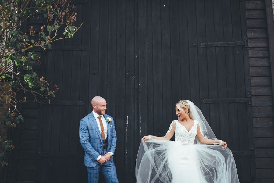 Wedding photographer Katy Gell (katygellphoto). Photo of 1 July 2019