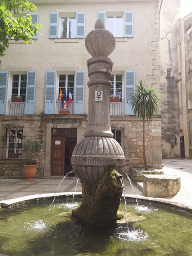 Fontaine De Bargemon