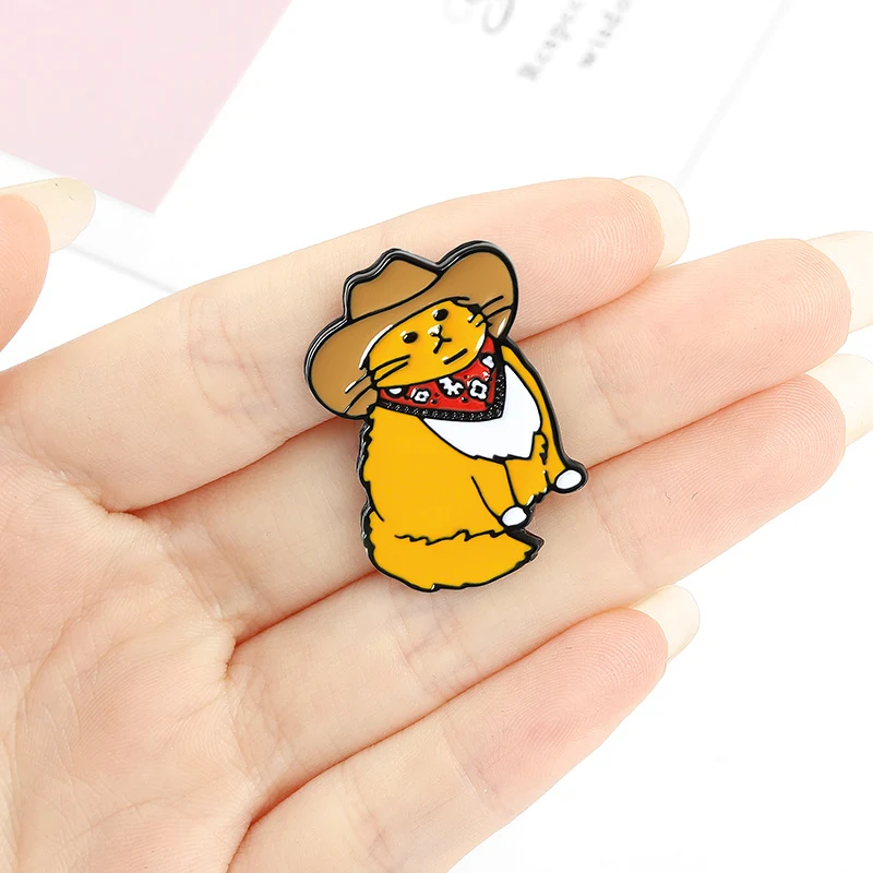 Schattige kattenbroche van emaille voor rugzak of kraag, cartoonaccessoire, voegt een speelse charme toe aan je tas of outfit.