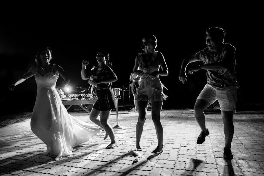 Fotógrafo de bodas Huy Nguyen Quoc (nguyenquochuy). Foto del 29 de marzo 2018