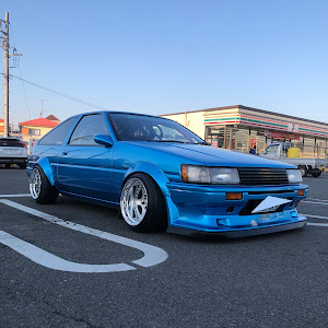 カローラレビン AE86