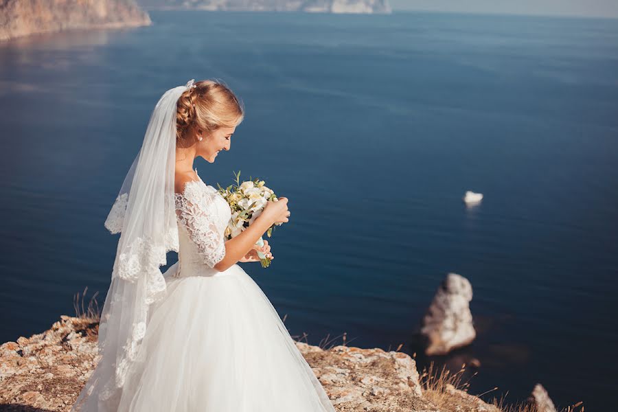 Wedding photographer Aleksandra Suvorova (suvorova). Photo of 21 February 2016
